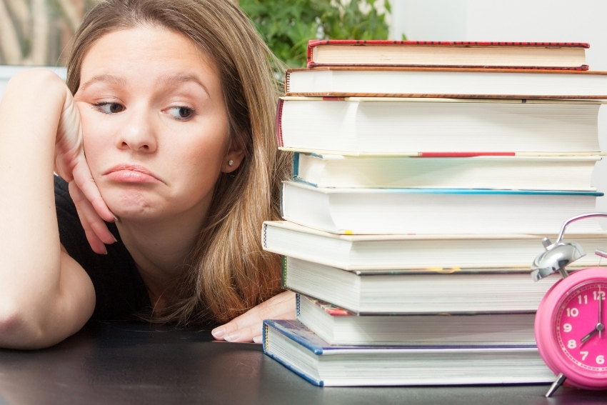 Revision Tips - Student Contemplating How to Revise