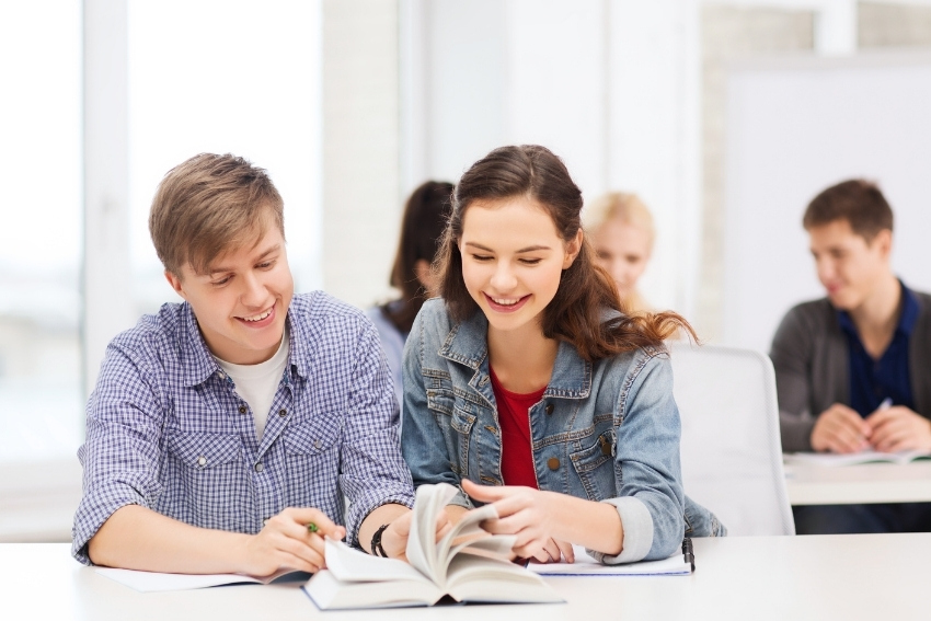 A Level Spanish Tutor - Different Types of Tutoring