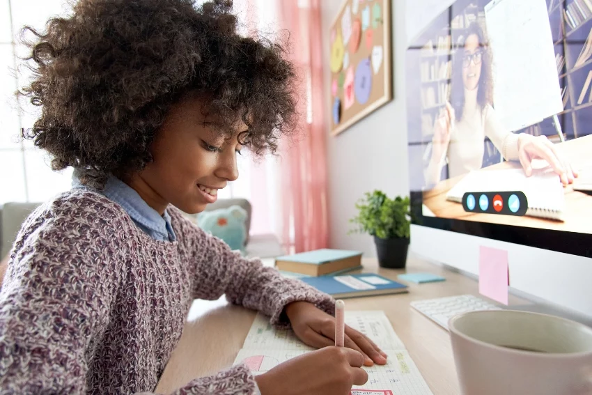 Online Tutoring Session with Student-tutors