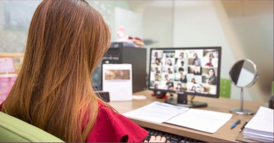 Girl in an Online Study Group