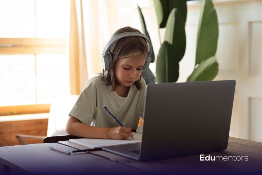 Explain the concept of tailored educational plans