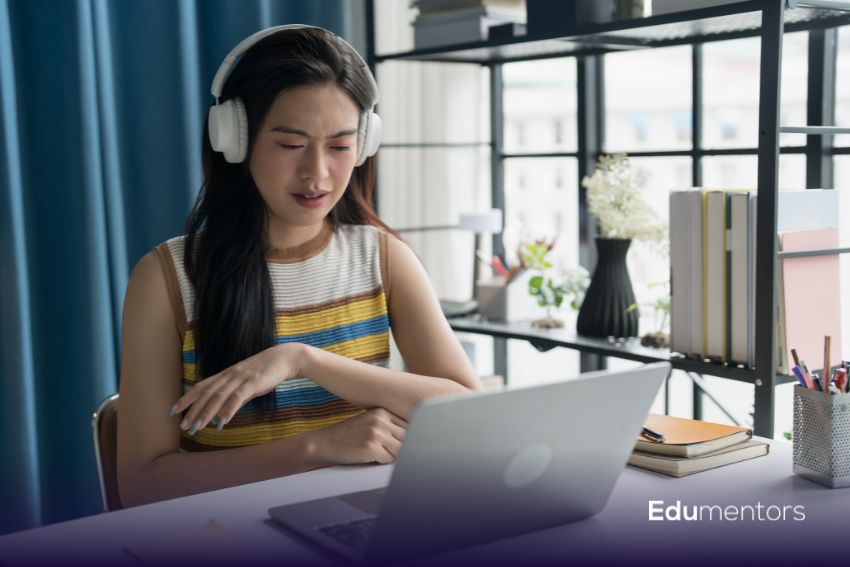 What Equipment is Essential for Effective Online Tutoring Sessions