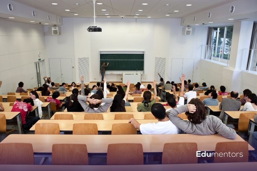 top universities for english literature uk